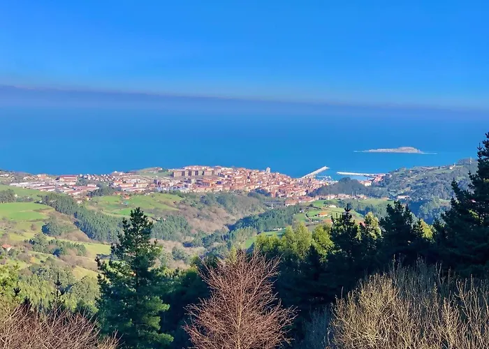 Katorse , 2 , 2 Banos Y Ascensor Apartment Bermeo