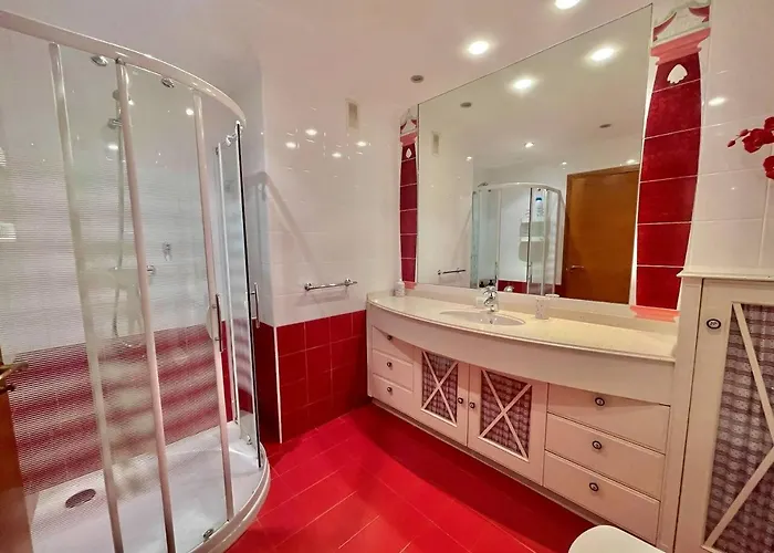 Katorse , 2 , 2 Banos Y Ascensor * Bermeo