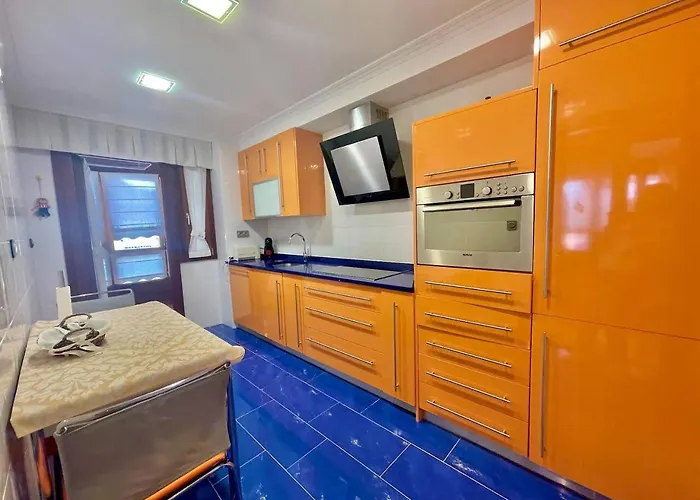 Katorse , 2 , 2 Banos Y Ascensor Apartment Bermeo